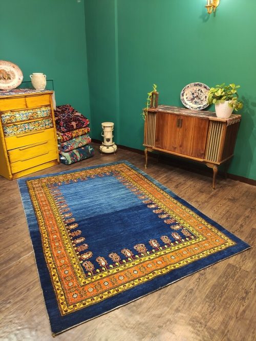 فرش دستباف قشقایی ویژه طرح بته جقه آبی
